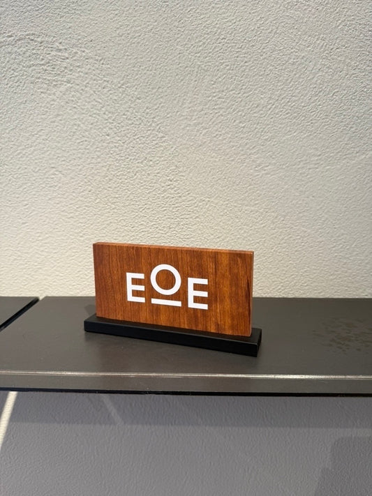 POP: Display Logo-Stand